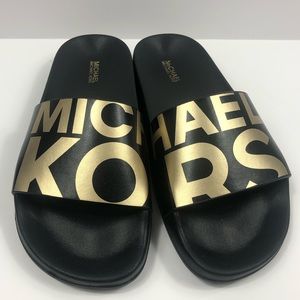 Michael Kors Gilmore Graphic Logo Slide Size 6